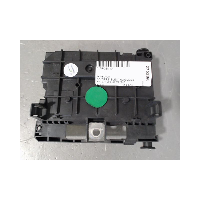 BOITE A FUSIBLES CITROEN C4