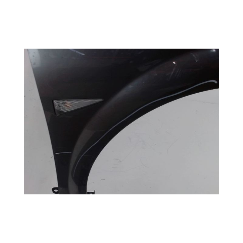 AILE AVANT DROIT RENAULT MEGANE II PH1 02-05