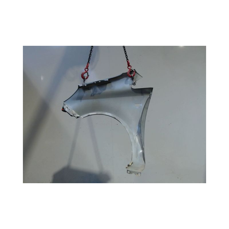 AILE AVANT DROIT OPEL CORSA 06-09