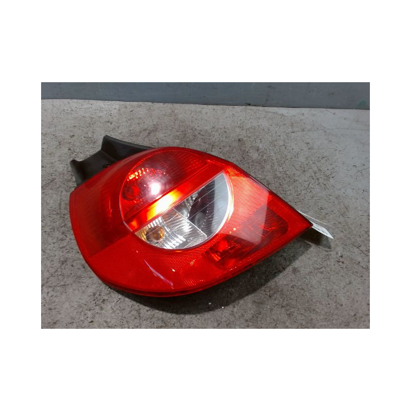 FEU ARRIERE GAUCHE  RENAULT CLIO III 2007-