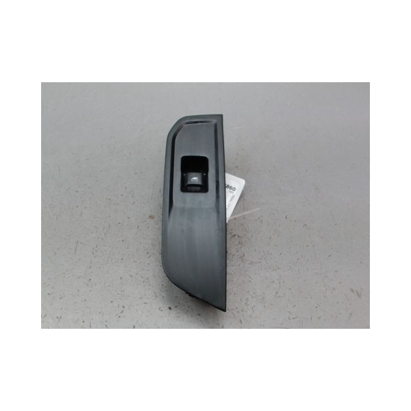 COMMANDE LEVE-GLACE PORTE AVD M.G. MG4