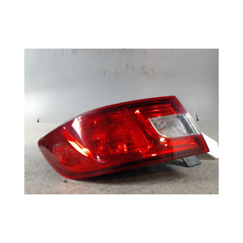 FEU ARRIERE GAUCHE  RENAULT CLIO IV