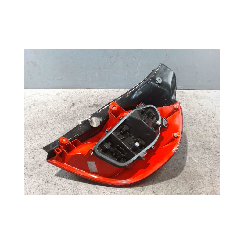 FEU ARRIERE GAUCHE  RENAULT CLIO III 2007-