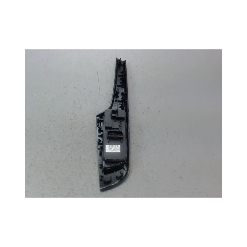 COMMANDE LEVE-GLACE PORTE AVG M.G. ZS