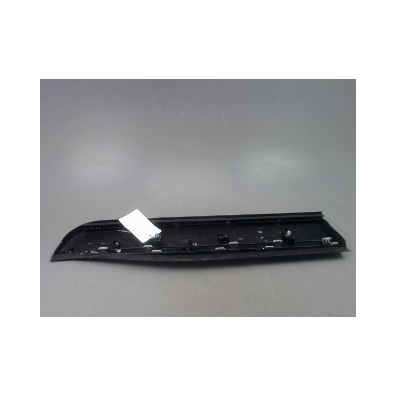 PROTECTION PORTE ARRIERE DROIT M.G. ZS