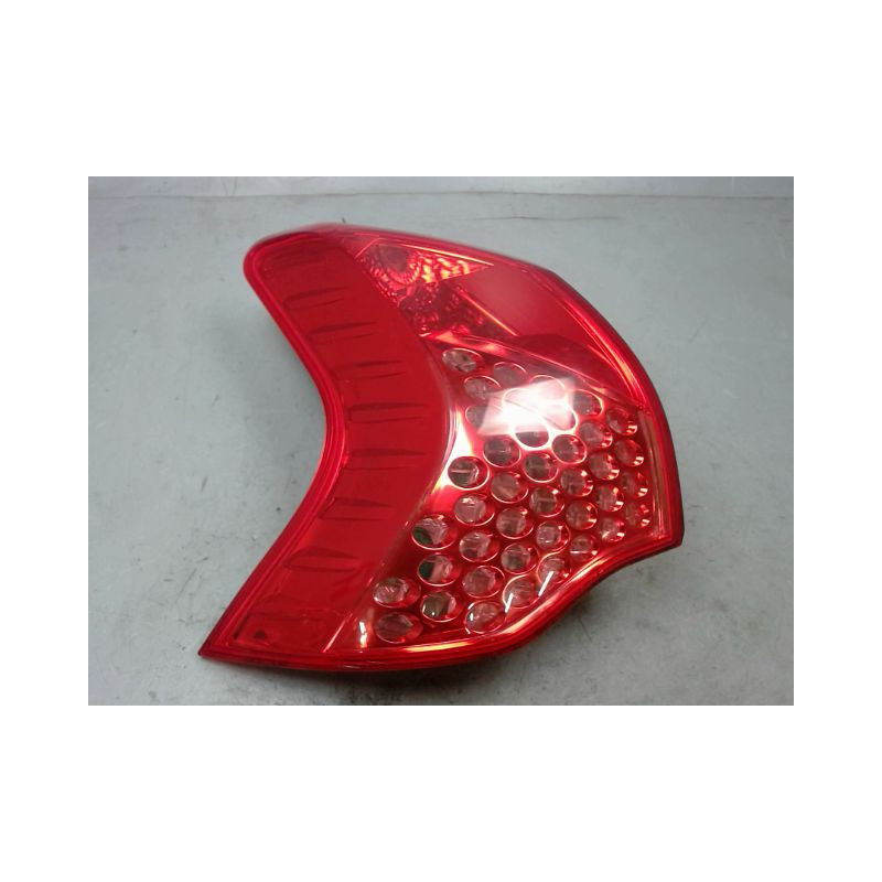 FEU ARRIERE GAUCHE  PEUGEOT 3008 2009-