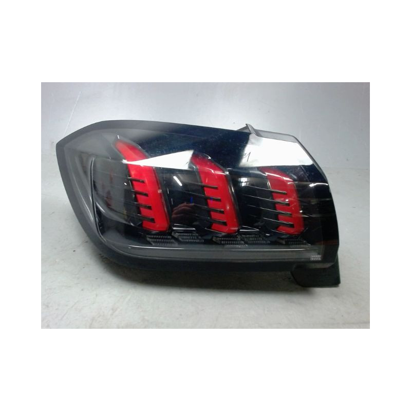 FEU ARRIERE GAUCHE  PEUGEOT 208