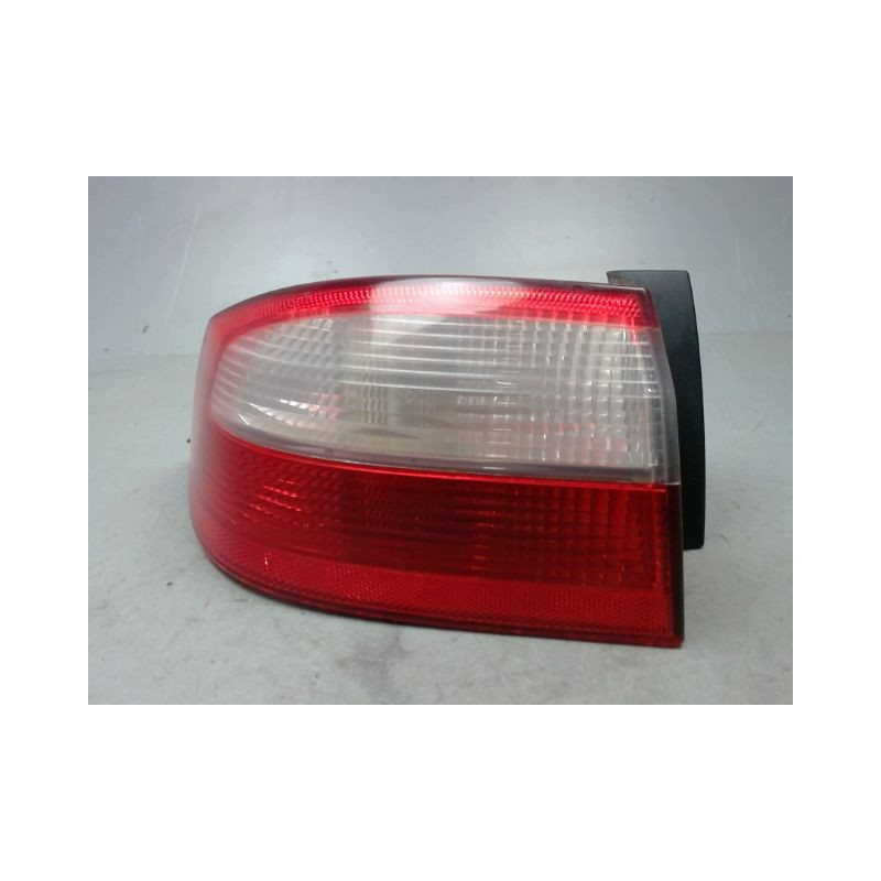 FEU ARRIERE GAUCHE  RENAULT LAGUNA