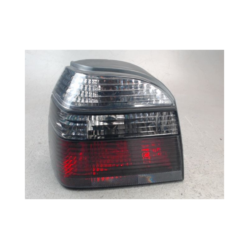 FEU ARRIERE GAUCHE  VOLKSWAGEN GOLF