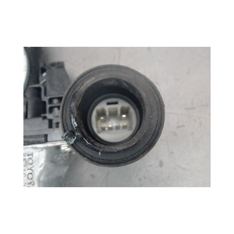 MECANISME LEVE-GLACE AVANT DROIT TOYOTA AURIS