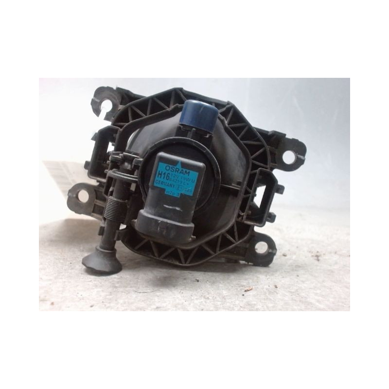 PHARE ANTIBROUILLARD AVANT DROIT RENAULT MEGANE