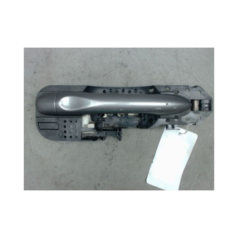 POIGNEE EXTERIEURE PORTE AVANT DROIT RENAULT MEGANE