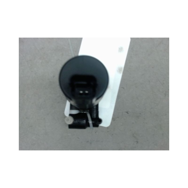 POMPE LAVE-GLACE AVANT OPEL CORSA