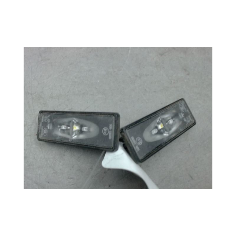 ECLAIREUR PLAQUE DE POLICE OPEL CORSA