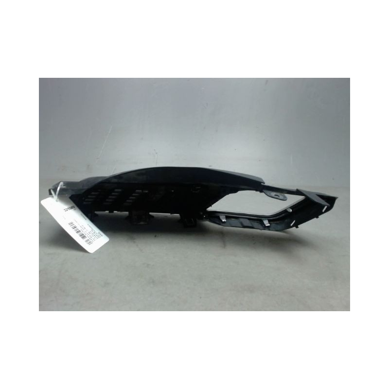 GRILLE CALANDRE DROIT NISSAN MICRA 2005-2007