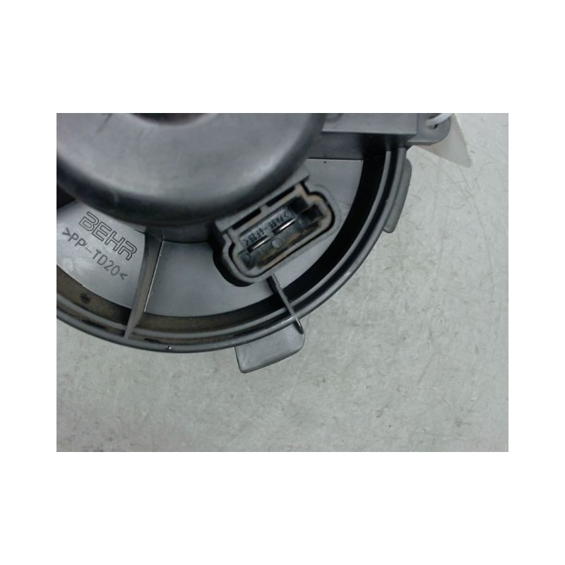 MOTEUR VENTILATEUR CHAUFFAGE PEUGEOT 206 5P
