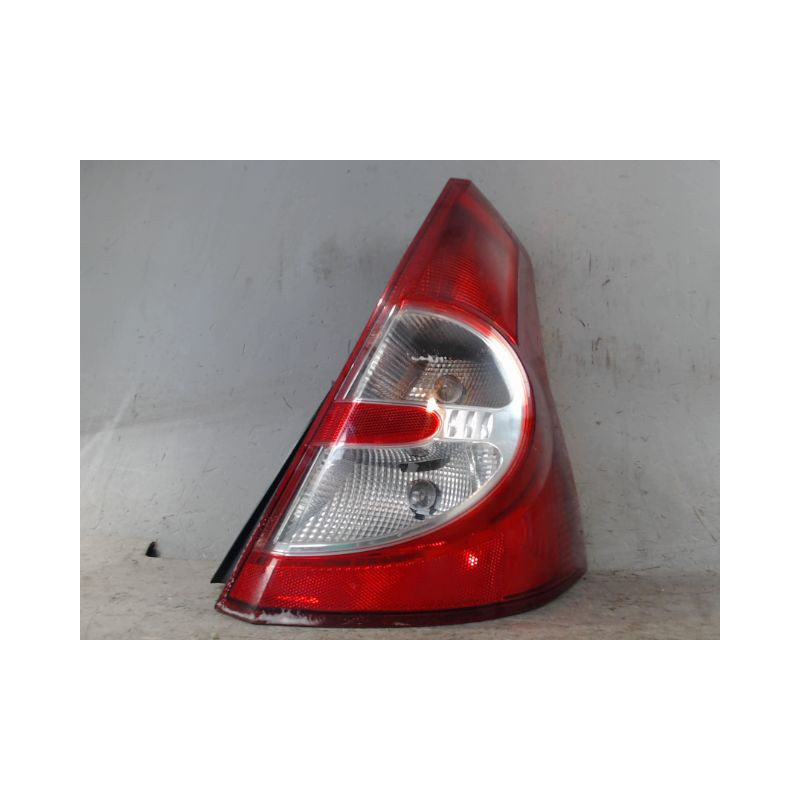 FEU ARRIERE DROIT DACIA SANDERO 2008-