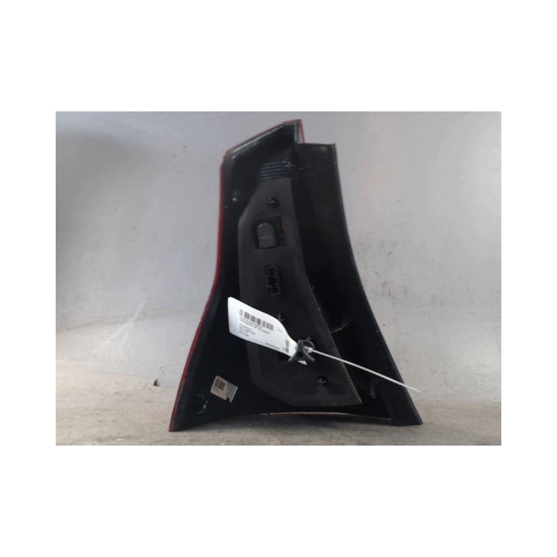 FEU ARRIERE DROIT DACIA SANDERO 2008-