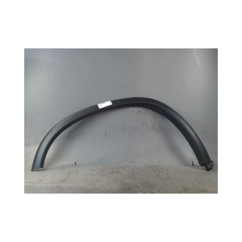 ELARGISSEUR AILE AVANT GAUCHE CITROEN C4 AIRCR.
