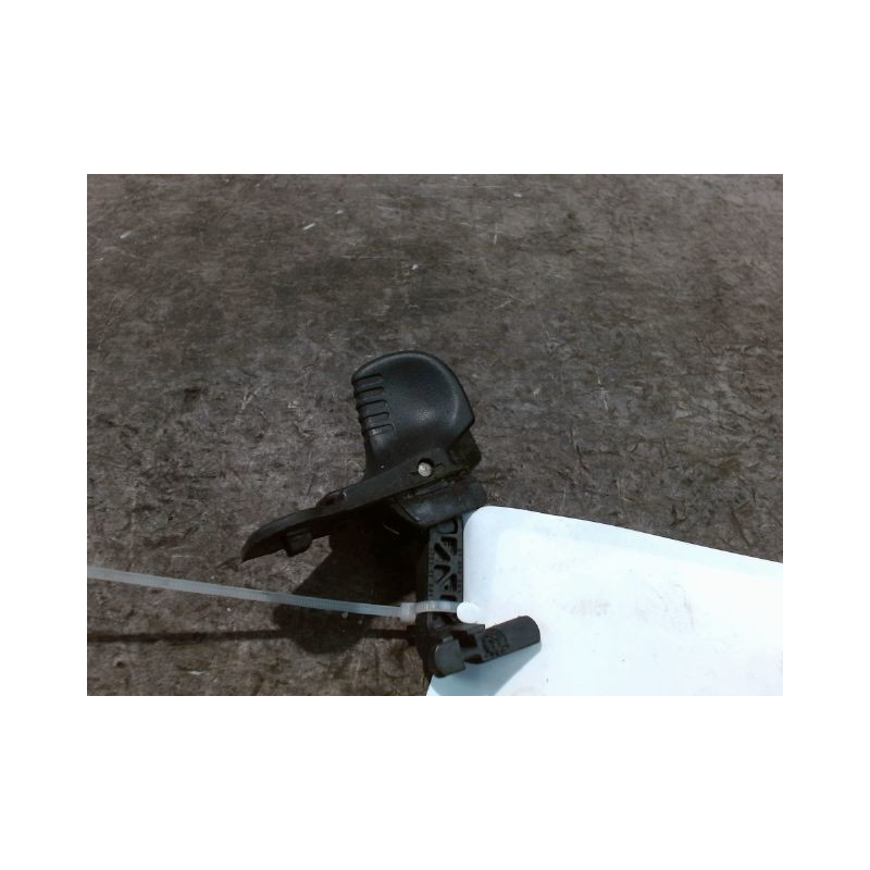 POIGNEE EXTERIEURE PORTE AVANT GAUCHE RENAULT TWINGO 93-98