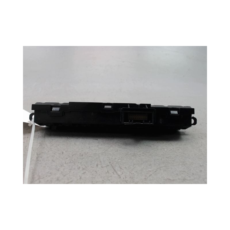 BOUTON DE WARNING RENAULT EXPRESS