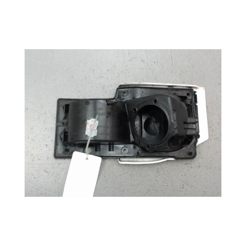 VOLET DE TRAPPE CARBURANT RENAULT TRAFIC