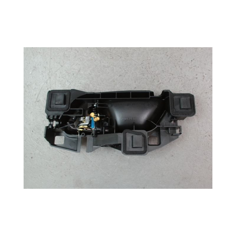 POIGNEE INTERIEURE PORTE AVANT DROIT OPEL CORSA 2010-