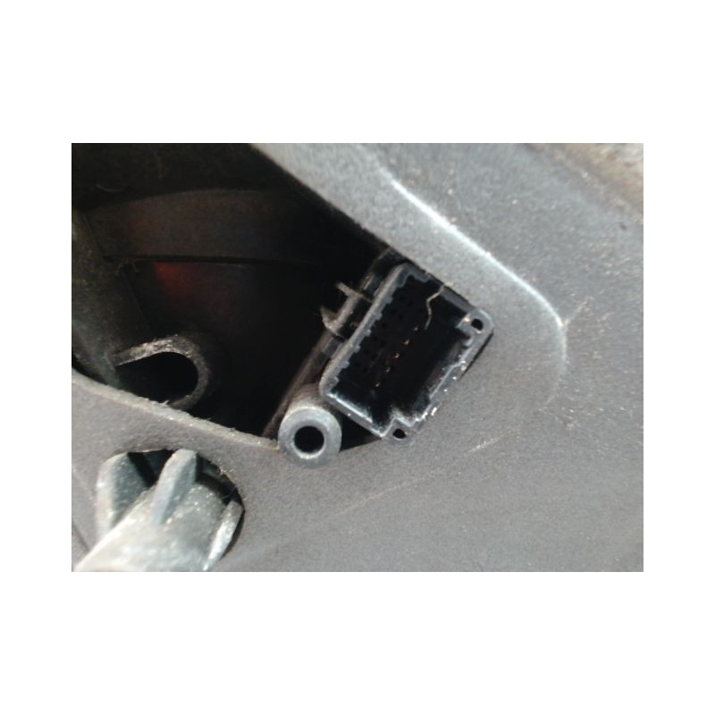 RETROVISEUR EXTERIEUR ELECTRIQUE GAUCHE RENAULT CLIO III Phase 1 2005-2009