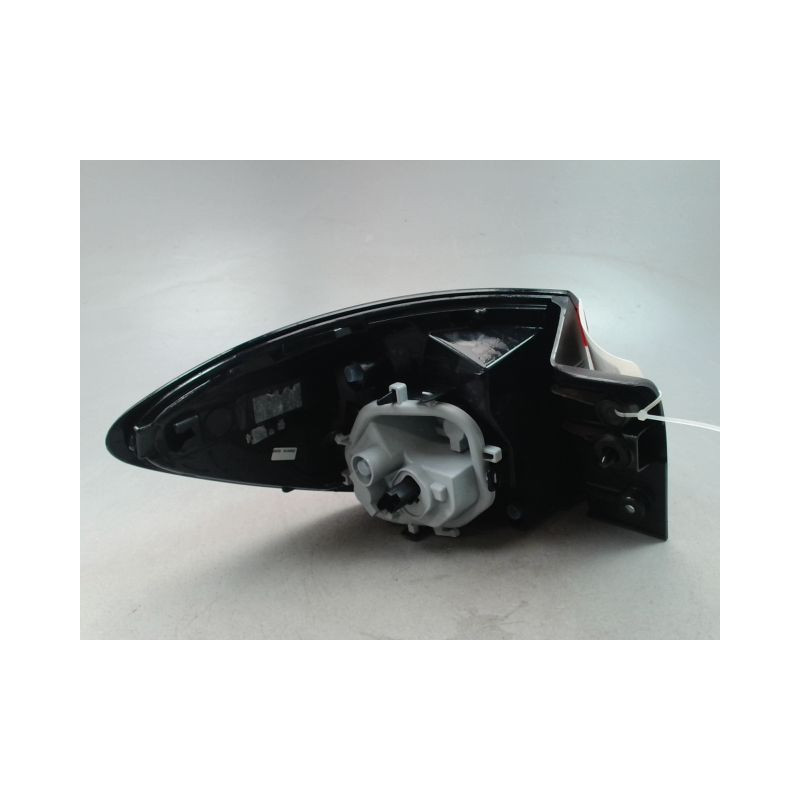 FEU ARRIERE DROIT RENAULT CAPTUR Phase 1 2013-...