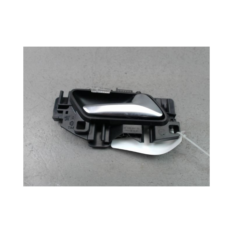 POIGNEE INTERIEURE PORTE AVANT DROIT PEUGEOT 308 2009-