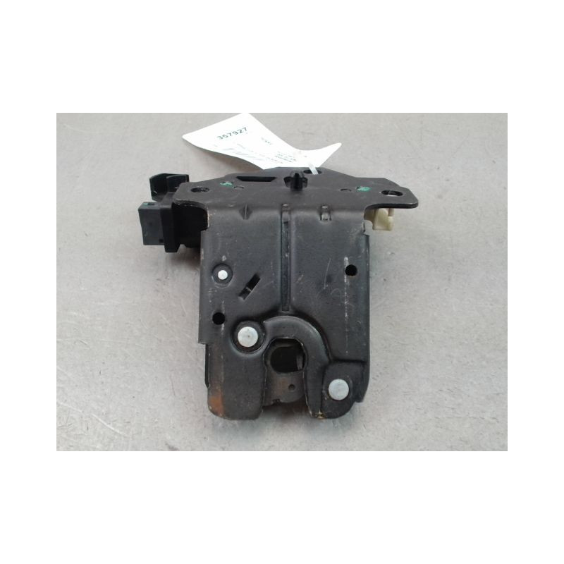 SERRURE HAYON  AUDI A3 SPORTBACK II PHASE 1 2004-2008