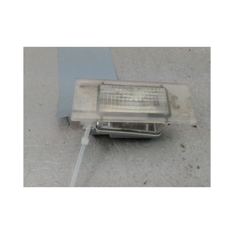 ECLAIREUR PLAQUE DE POLICE GAUCHE RENAULT CLIO III Phase 1 2005-2009
