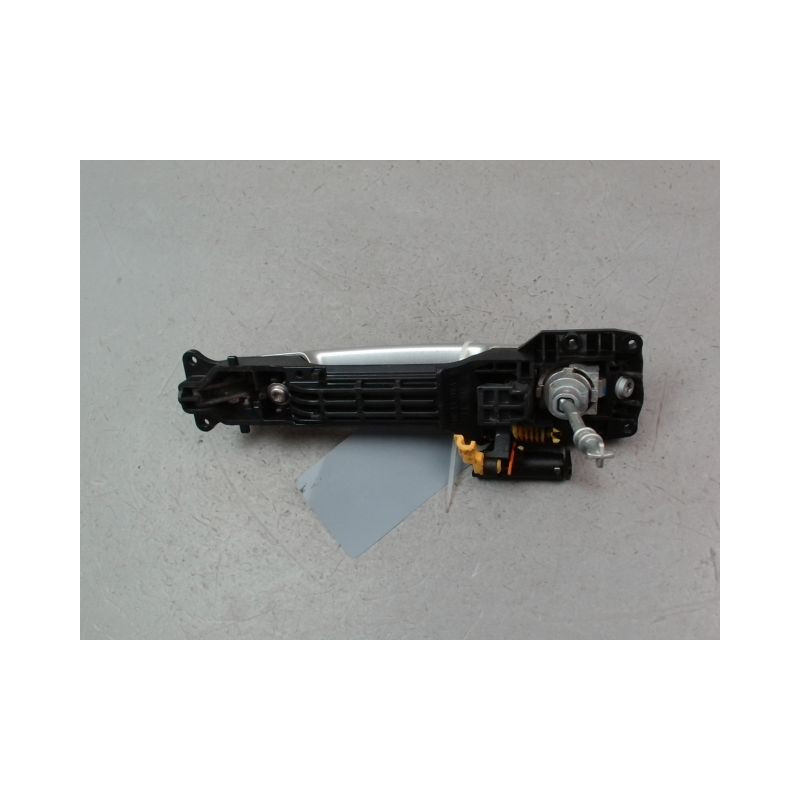POIGNEE EXTERIEURE PORTE AVANT GAUCHE SUZUKI SWIFT