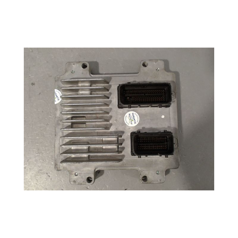 CALCULATEUR MOTEUR OPEL MERIVA
