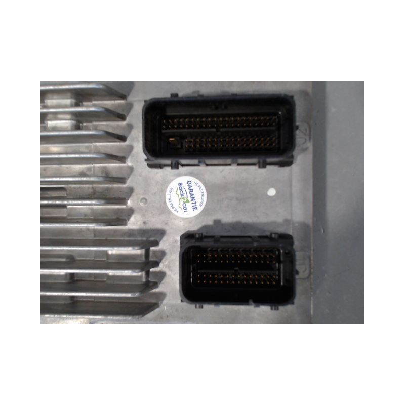 CALCULATEUR MOTEUR OPEL MERIVA