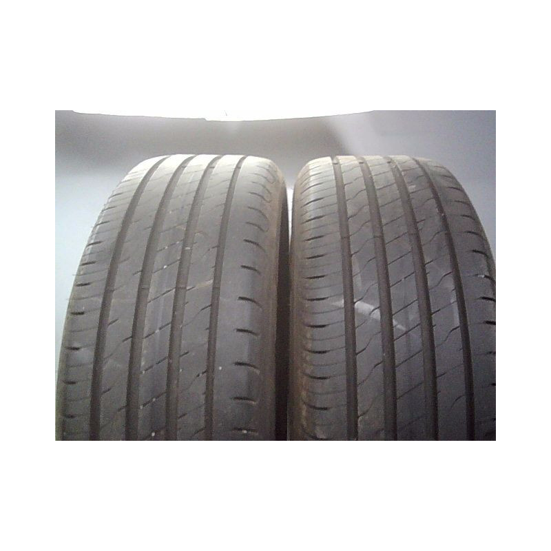 Paire de pneus GOOD YEAR EFFICIENT GRIP PERFORMANCE 2 205 55 16 91 V