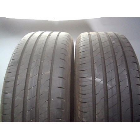 Paire de pneus GOOD YEAR EFFICIENT GRIP PERFORMANCE 2 205 55 16 91 V