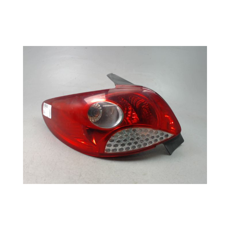 FEU ARRIERE GAUCHE  PEUGEOT 206+
