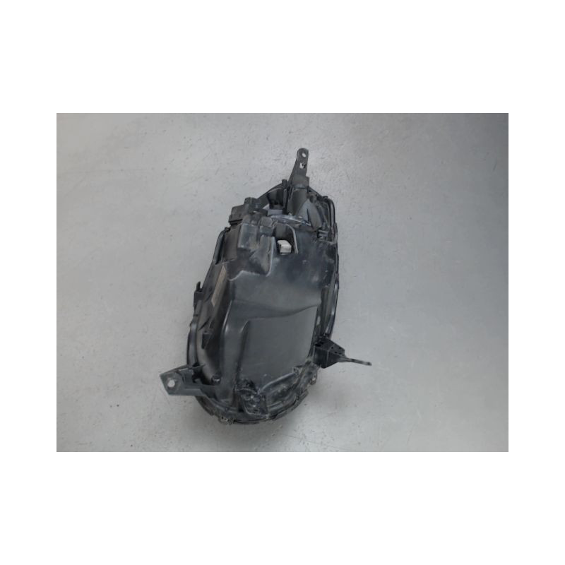 PHARE DROIT NISSAN MICRA