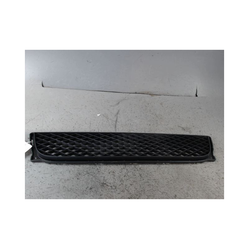 GRILLE PARE-CHOC AVANT SMART FORTWO