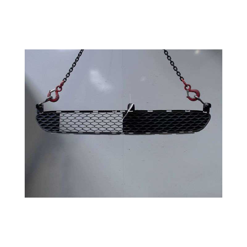 GRILLE PARE-CHOC AVANT TOYOTA AYGO 3P