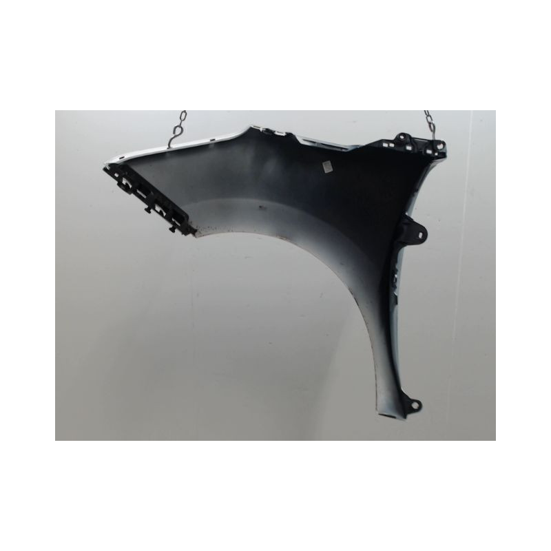 AILE AVANT DROIT PEUGEOT 5008 2009-