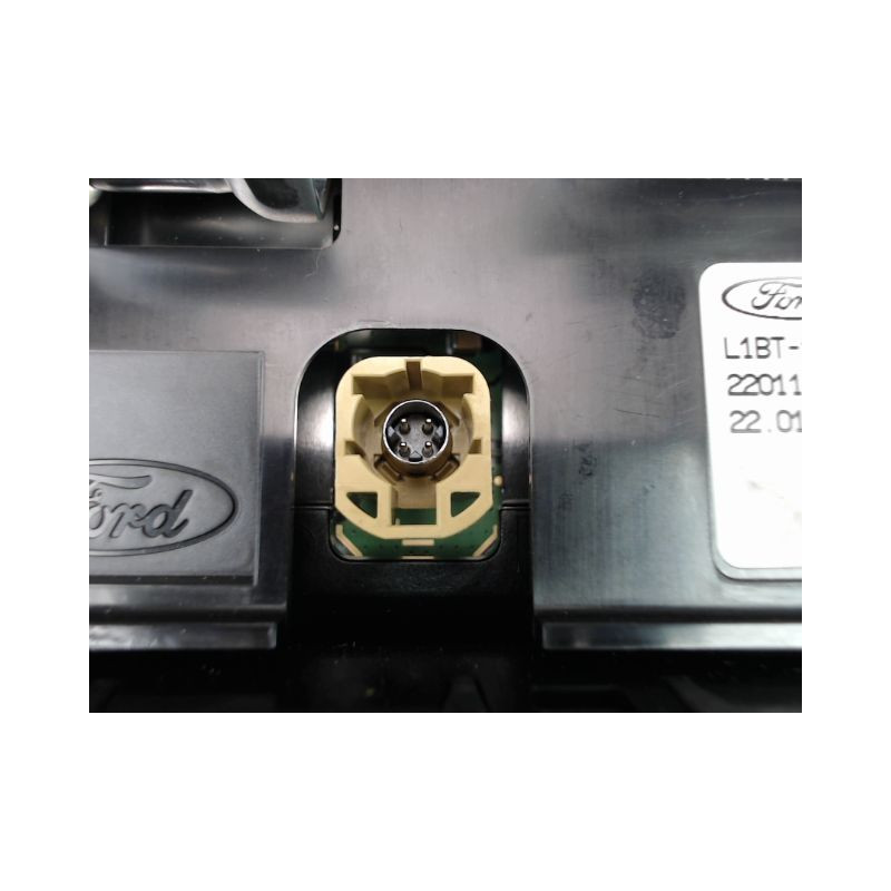 ECRAN GPS FORD FIESTA 2010-