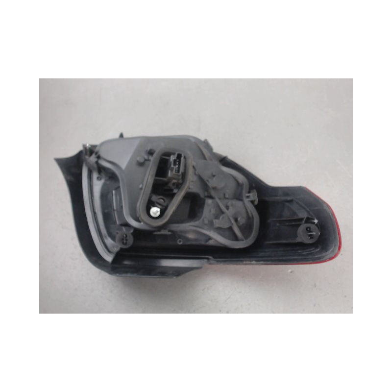 FEU ARRIERE DROIT CITROEN DS3