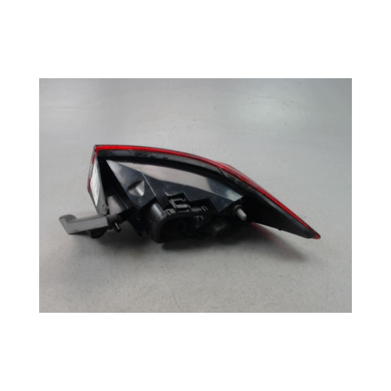 FEU ARRIERE GAUCHE  RENAULT CLIO IV Phase 1 2012-...