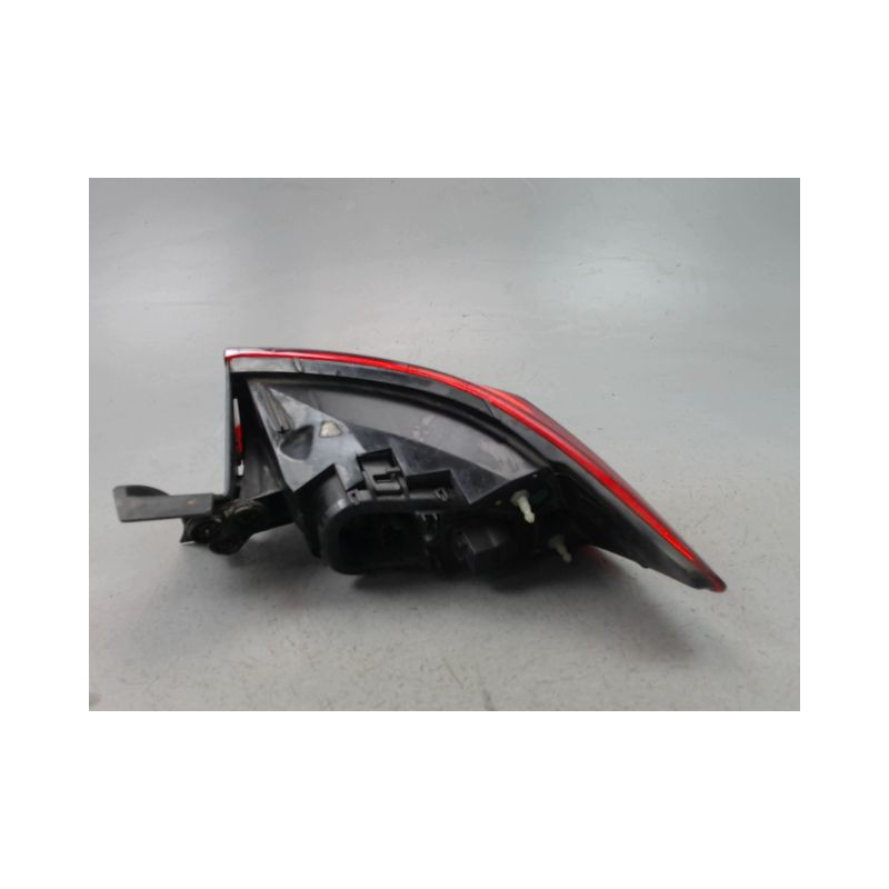 FEU ARRIERE GAUCHE  RENAULT CLIO IV Phase 1 2012-...
