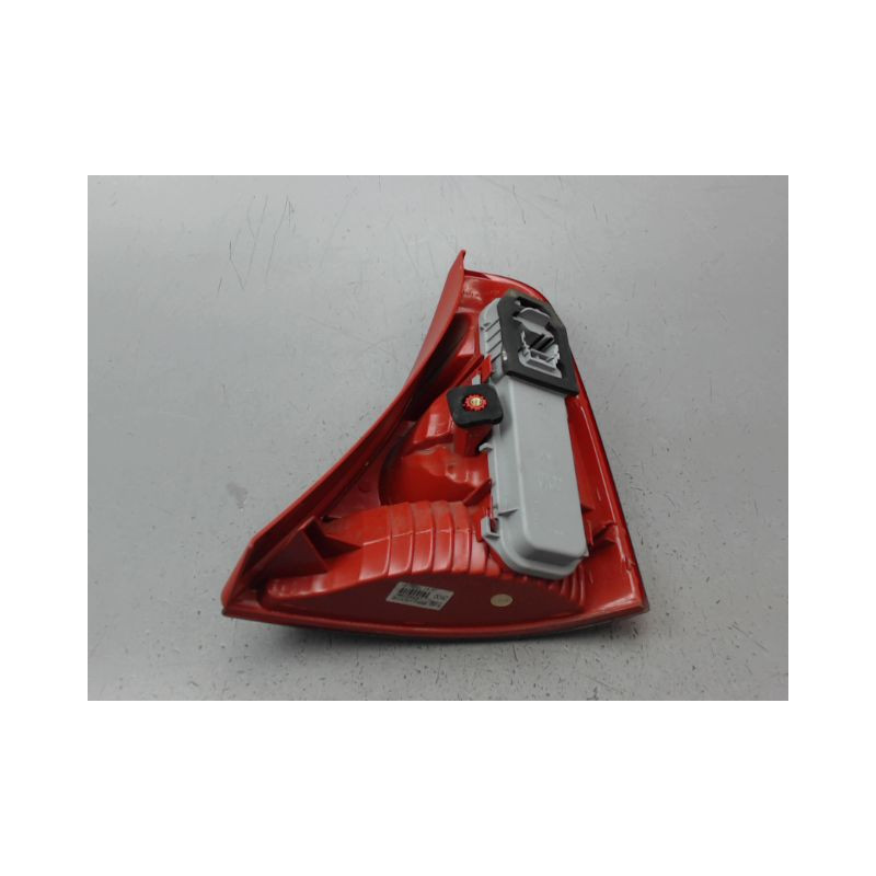 FEU ARRIERE GAUCHE  RENAULT CLIO II Phase 2 2001-2006