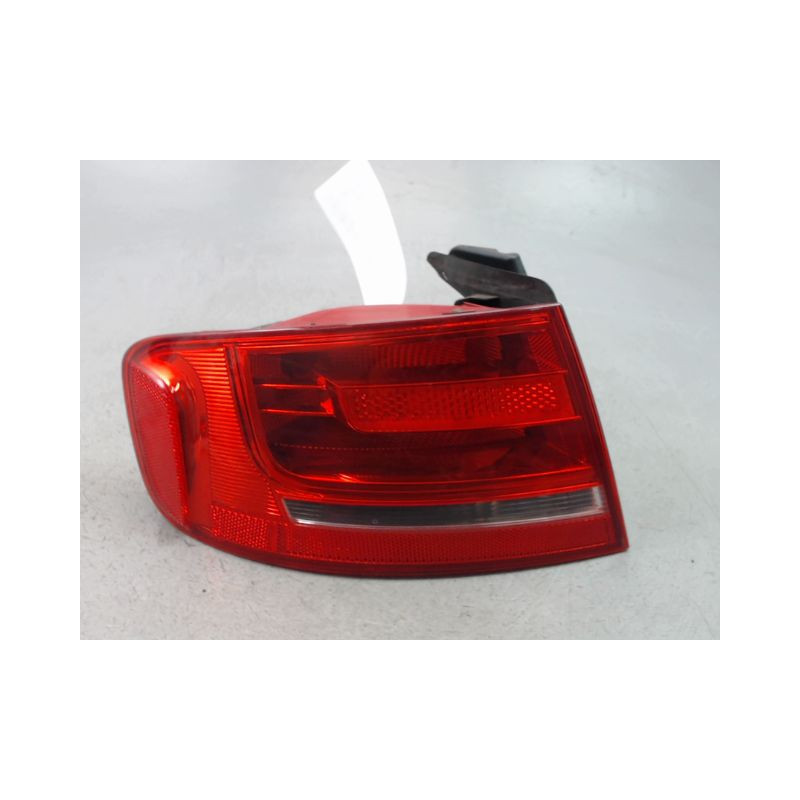 FEU ARRIERE GAUCHE  AUDI A4 BERL. III Phase 1 (8K) 2008-2011