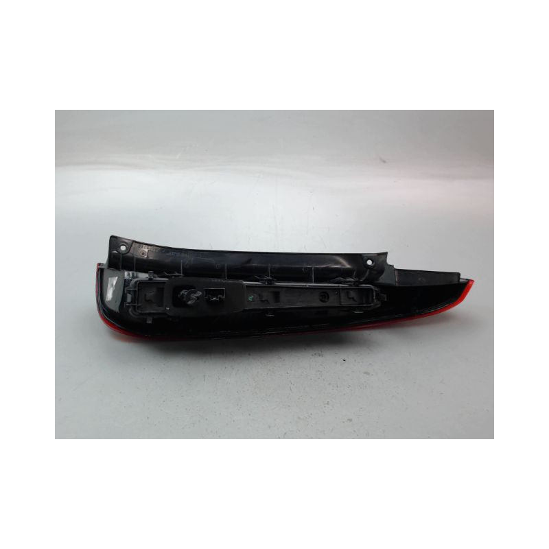 FEU ARRIERE GAUCHE  FORD FIESTA IV Phase 2 1999-2002