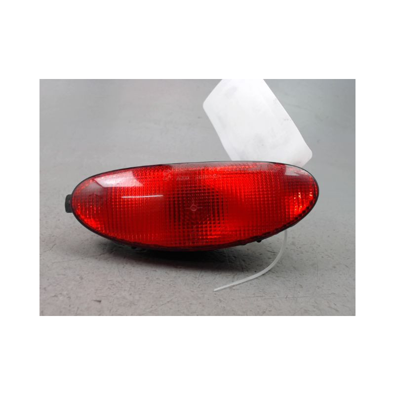 FEU BROUILLARD CENTRAL ARRIERE PEUGEOT 206 1998-2009